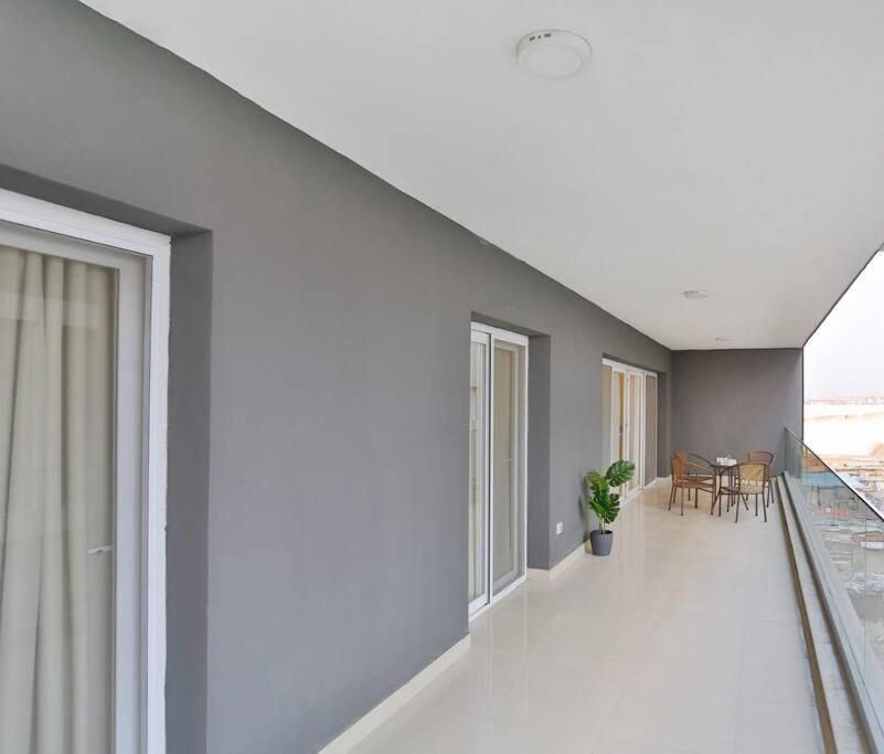 Parkside Boutique 3 Bbr Serviced Apartment - Ocean Blue - Near Airport Le Caire Extérieur photo